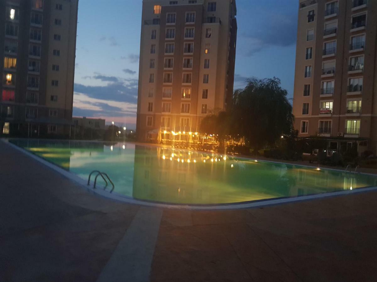 Luxury Apartment With Pool In North Bucharest Cretuleasca Zewnętrze zdjęcie