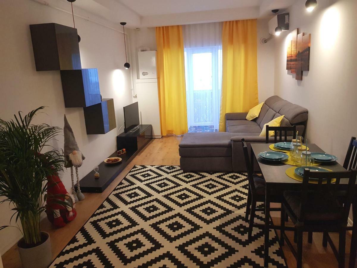 Luxury Apartment With Pool In North Bucharest Cretuleasca Zewnętrze zdjęcie
